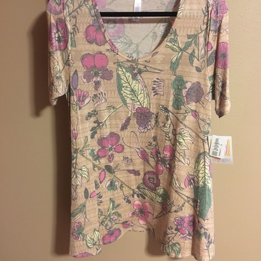 LuLaRoe Perfect T